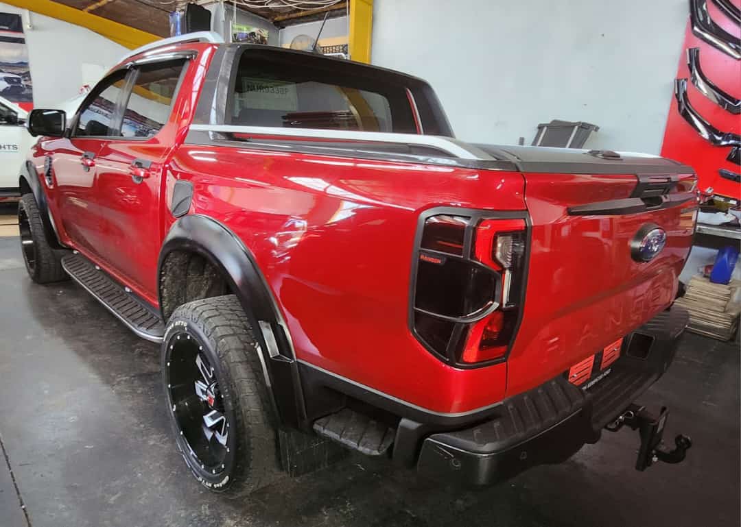 FORD RANGER TAIL LIGHT GUARD