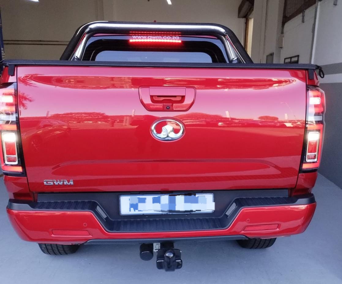 P SERIES TOWBAR 1