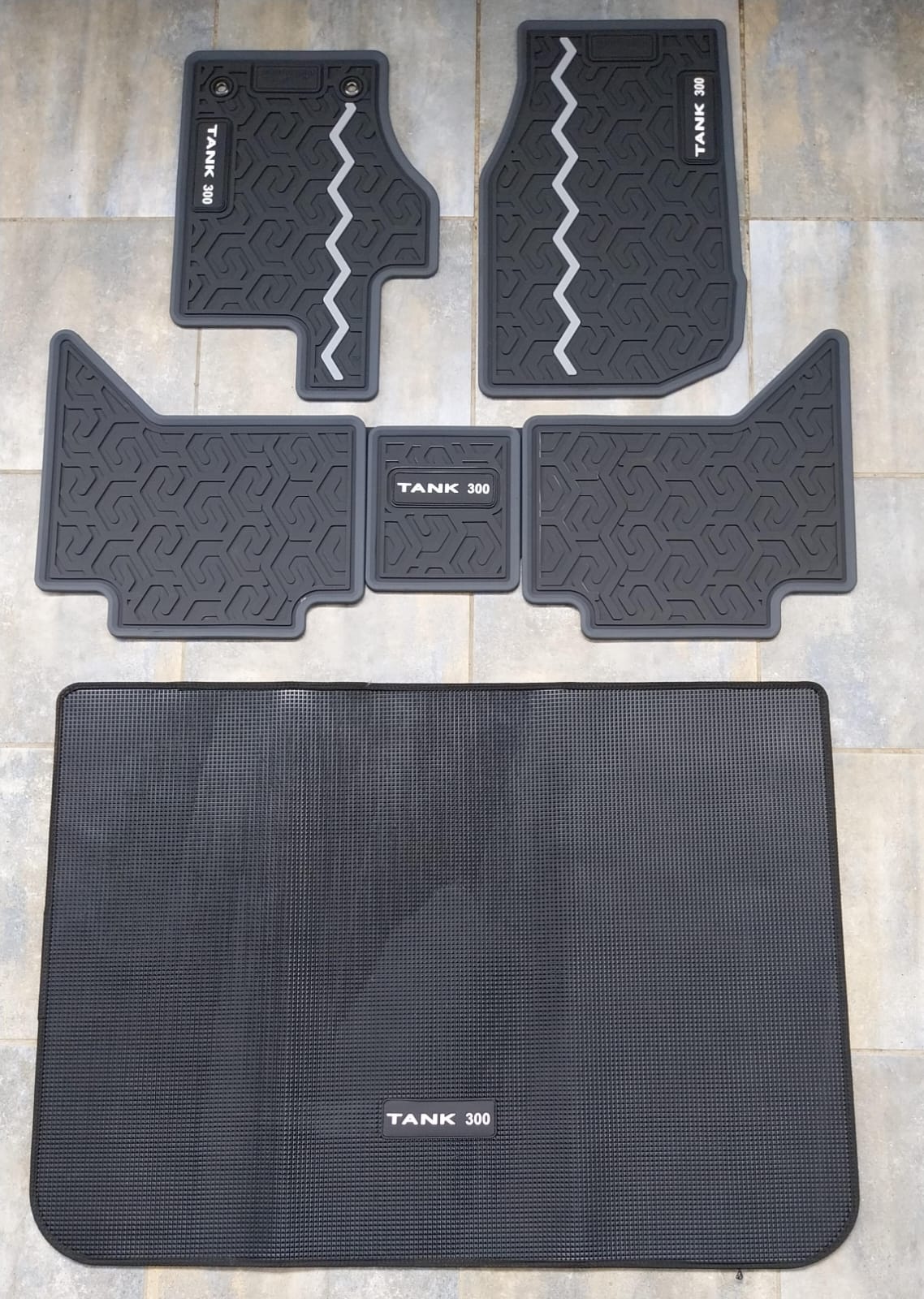 TANK 300 COMBO MAT
