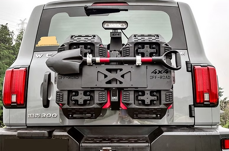 tank 300 -tailgate intergration