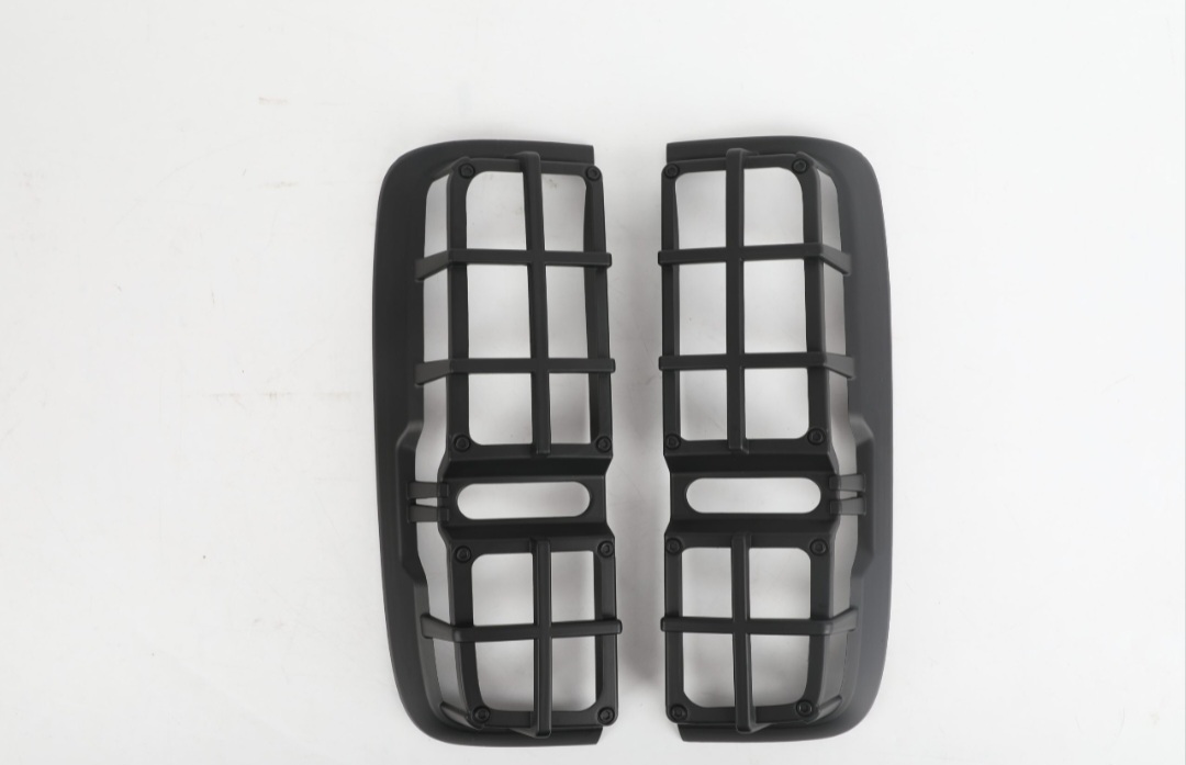 TANK 500 TAILLIGHT TRIM